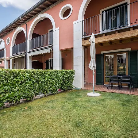 Perlago Daire Costermano