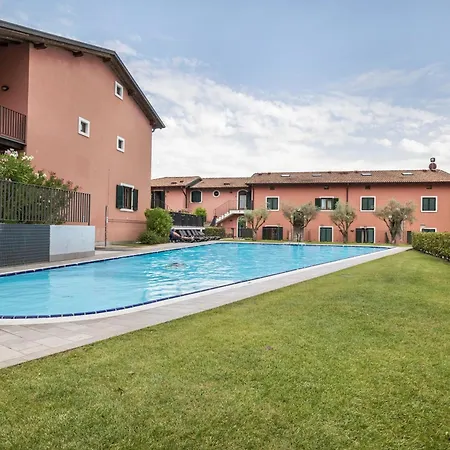 Perlago Lägenhet Costermano